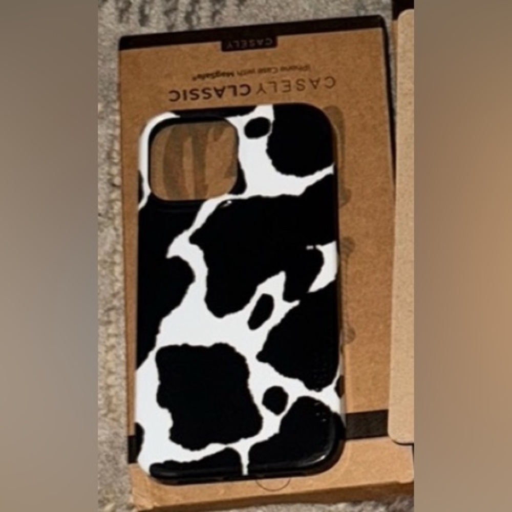 Casely Classic Black and White Pattern Phone Case